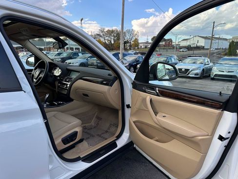Used 2016 BMW X3 xDrive28i AWD/4WD image 25