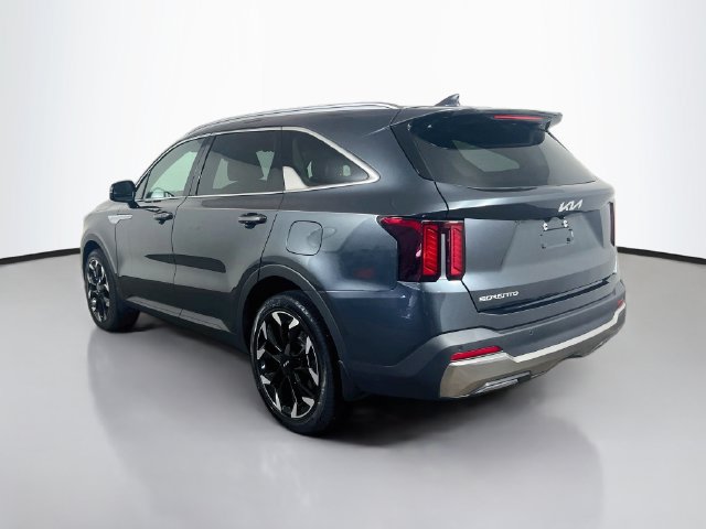 Used 2025 Kia Sorento EX FWD image 7