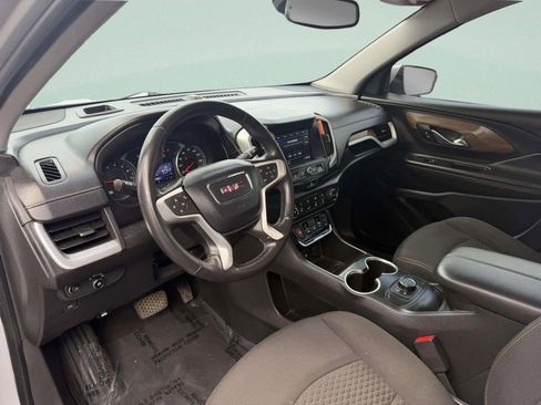 Used 2020 GMC Terrain SLE image 11