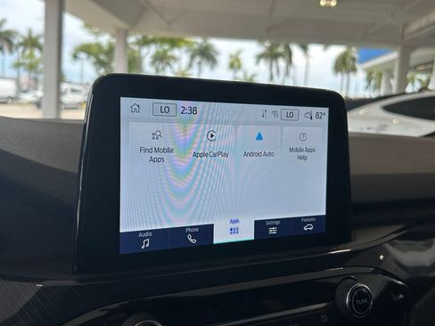 Used 2025 Ford Escape ST-Line FWD image 12