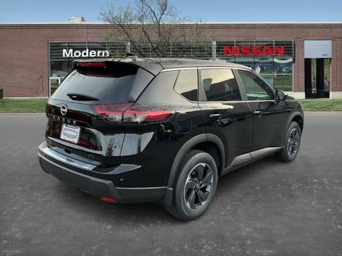 New 2026 Nissan Rogue SV image 4