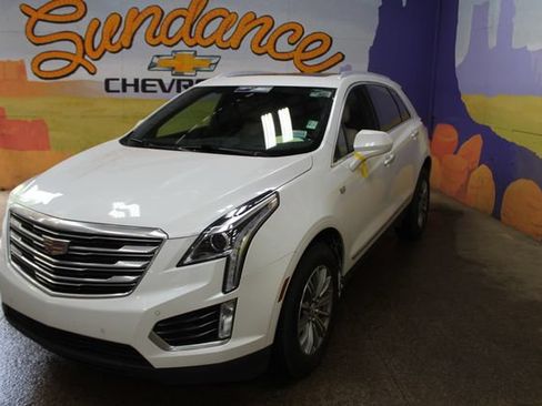 Used 2018 Cadillac XT5 Luxury w/ Driver Awareness Package AWD/4WD image 8