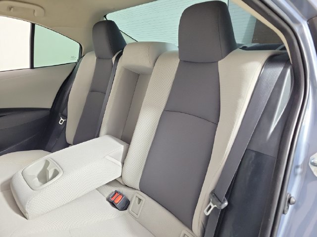Used 2021 Toyota Corolla LE FWD image 12