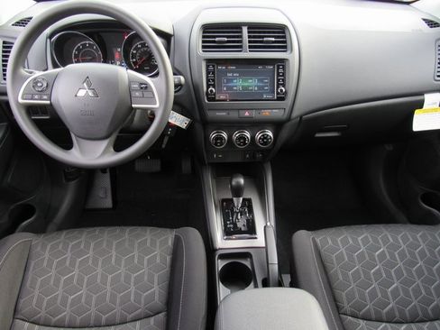 New 2025 Mitsubishi Outlander Sport ES image 10