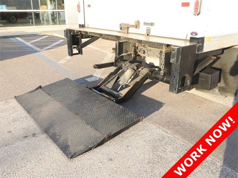 Certified 2023 Ford E-450 and Econoline 450 Super Duty w/ Power Windows & Locks Group image 4