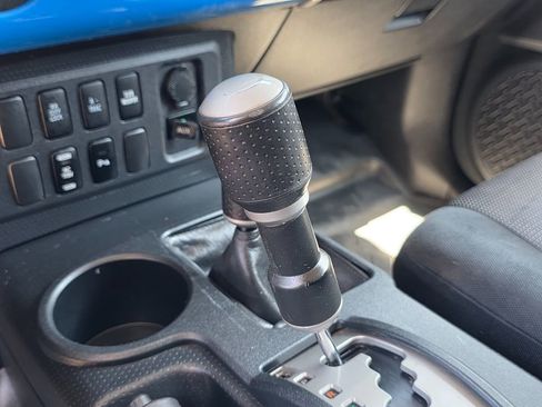 Used 2007 Toyota FJ Cruiser 4WD image 39