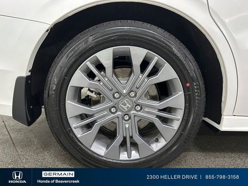 Certified 2026 Honda Odyssey Touring image 10
