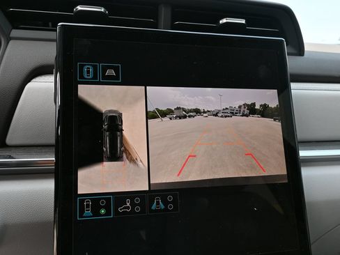 Used 2026 GMC Terrain Denali w/ LPO, Floor Liner Package AWD/4WD image 14
