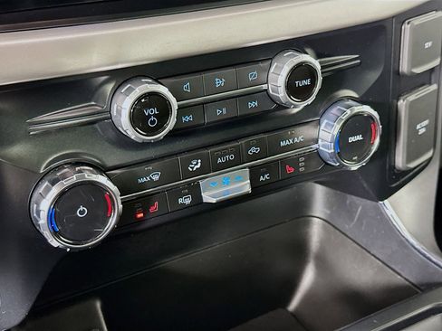 Used 2023 Ford F150 Lightning XLT AWD/4WD image 16
