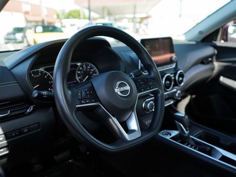 Used 2025 Nissan Sentra SV w/ Trunk Package FWD image 5