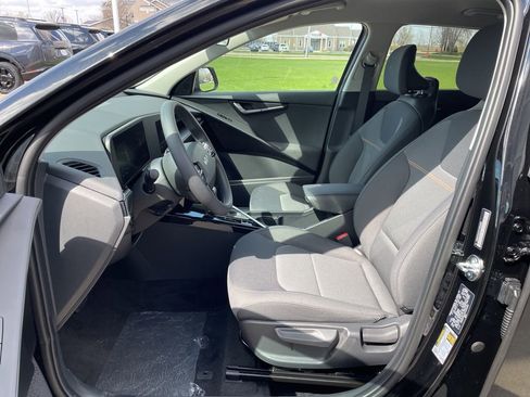 New 2026 Kia Niro LX FWD image 8