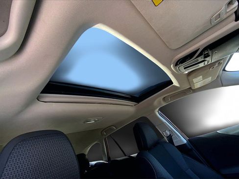 Certified 2025 Subaru Outback Premium image 27