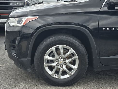 Used 2020 Chevrolet Traverse LS FWD image 7