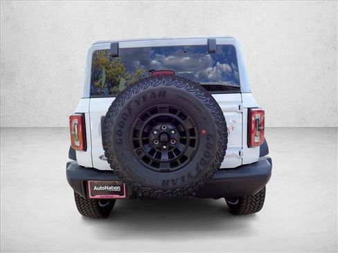 New 2026 Ford Bronco Badlands AWD/4WD image 3