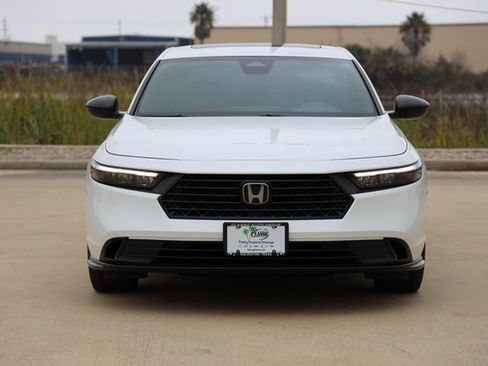 Certified 2023 Honda Accord Sport image 2