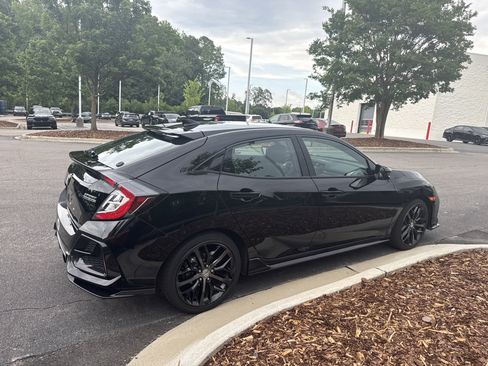 Used 2020 Honda Civic Sport Touring image 6