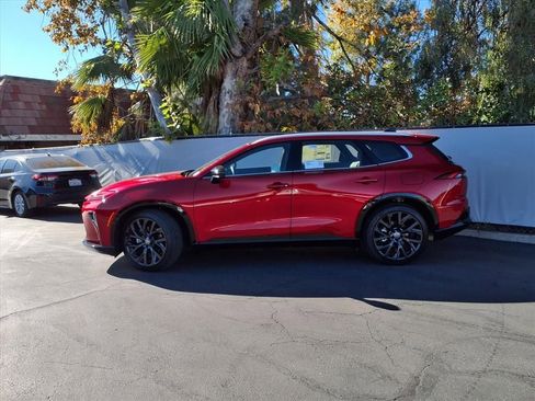 New 2025 Toyota Crown Signia image 3