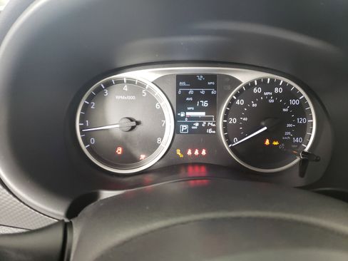 New 2025 Nissan Kicks Play S image 20