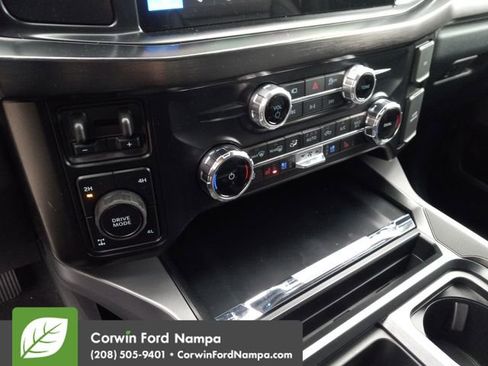 New 2026 Ford F250 Lariat w/ Black Appearance Package image 17