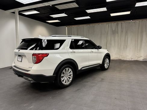 Used 2021 Ford Explorer Limited w/ Equipment Group 301A image 5