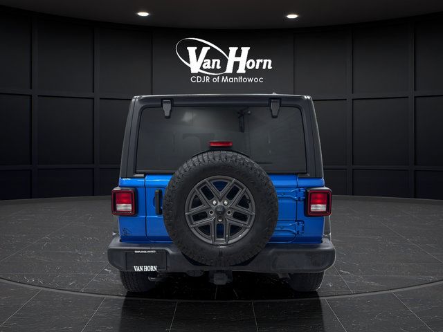 Used 2024 Jeep Wrangler Unlimited Sport AWD/4WD image 6
