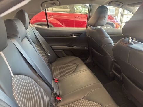 Used 2023 Toyota Camry SE w/ Convenience Package image 12