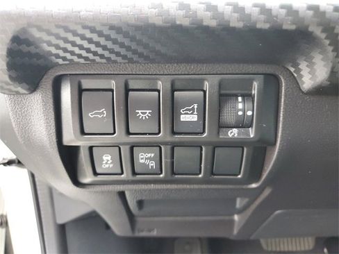 Used 2022 Subaru Ascent Onyx Edition image 12