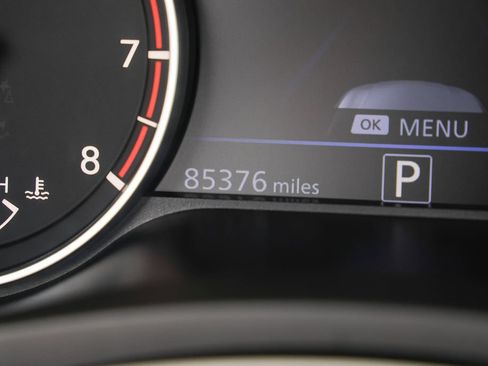 Used 2023 Nissan Altima 2.5 SL FWD image 12