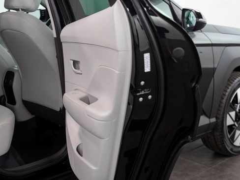 Used 2024 Hyundai Kona SEL FWD image 14