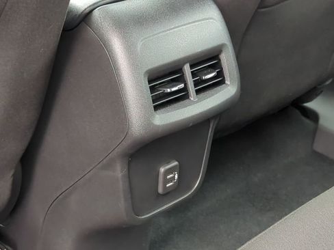 Certified 2023 Chevrolet Equinox LS FWD image 21