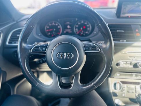 Used 2018 Audi Q3 2.0T Premium w/ Convenience Package FWD image 16