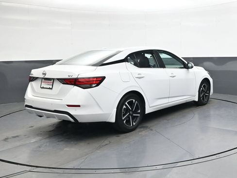 Used 2024 Nissan Sentra SV w/ All-Weather Package image 4