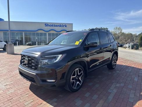 Certified 2023 Honda Passport Elite image 4