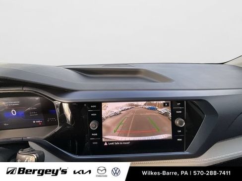 Used 2024 Volkswagen Taos SE w/ Black Wheel Plus Package AWD/4WD image 10
