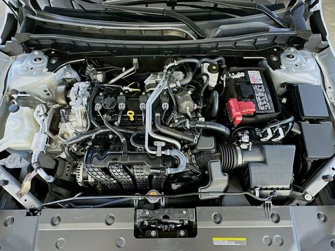 Used 2025 Nissan Altima 2.5 SV FWD image 30