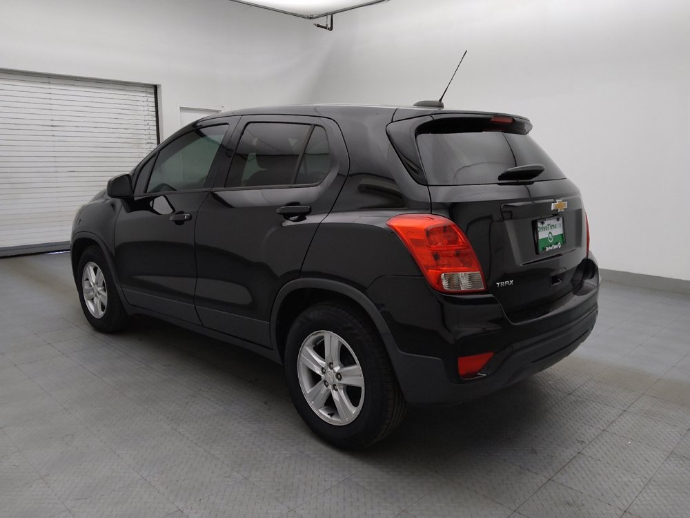 Used 2020 Chevrolet Trax LS w/ Tint and Cruise Package FWD image 5