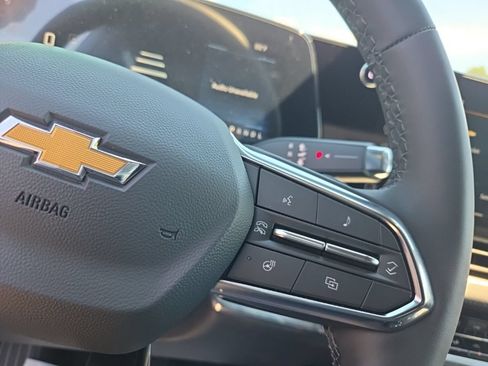 New 2026 Chevrolet Equinox LT w/ Convenience Package II FWD image 14