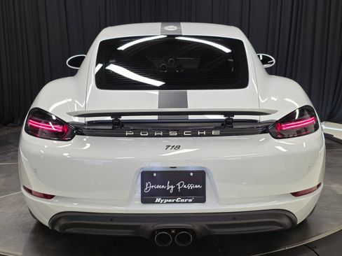 Used 2017 Porsche 718 Cayman RWD image 57