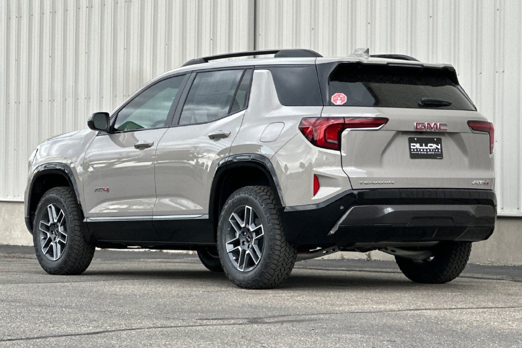 New 2026 GMC Terrain AT4 AWD/4WD image 5