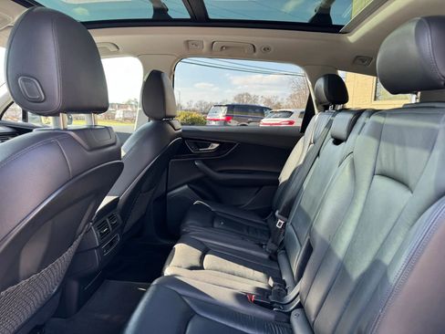 Used 2017 Audi Q7 3.0T Premium Plus AWD/4WD image 37