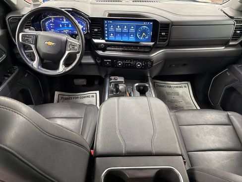 Used 2024 Chevrolet Silverado 1500 LTZ w/ LTZ Convenience Package II AWD/4WD image 19