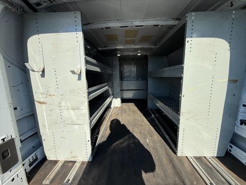 Used 2018 Ford Transit 250 148 Low Roof image 9