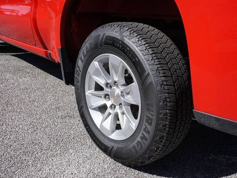 Used 2025 Chevrolet Silverado 1500 LT AWD/4WD image 6