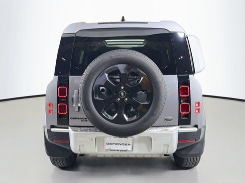 Certified 2020 Land Rover Defender 110 SE AWD/4WD image 6