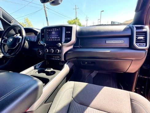 Used 2021 RAM 1500 Big Horn AWD/4WD image 12