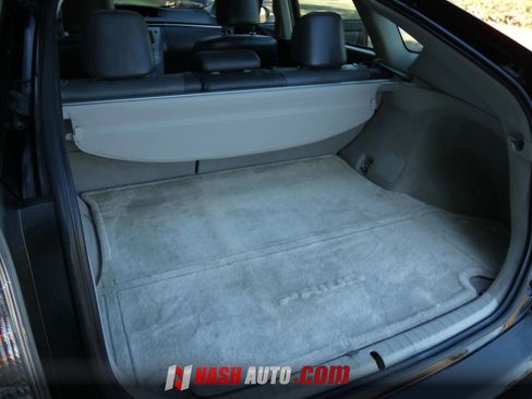 Used 2014 Toyota Prius Four w/ Solar Roof Package FWD image 70