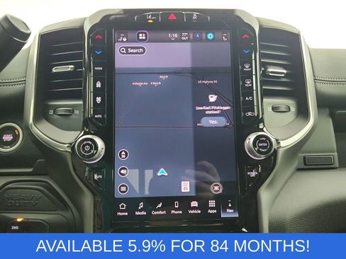 New 2026 RAM 2500 Laramie AWD/4WD image 17
