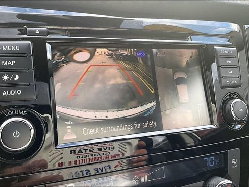 Used 2022 Nissan Rogue Sport SL w/ Premium Package image 20