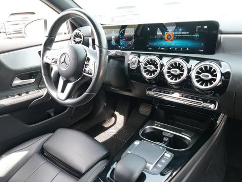 Used 2021 Mercedes-Benz A 220 image 17