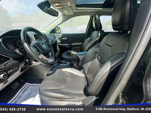 Used 2019 Jeep Cherokee Limited AWD/4WD image 14